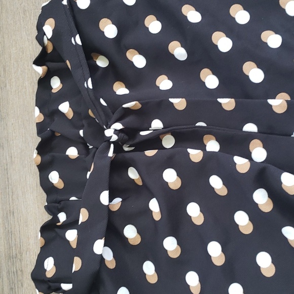 Womans polka dot shorts - Picture 2 of 12